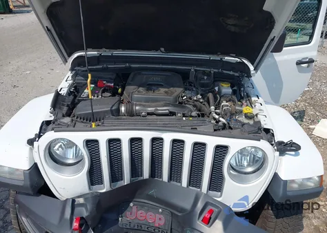 2020 Jeep Wrangler Unlimited Sahara 4X4 z USA, uszkodzony, nr VIN 1C4HJXENXLW213228